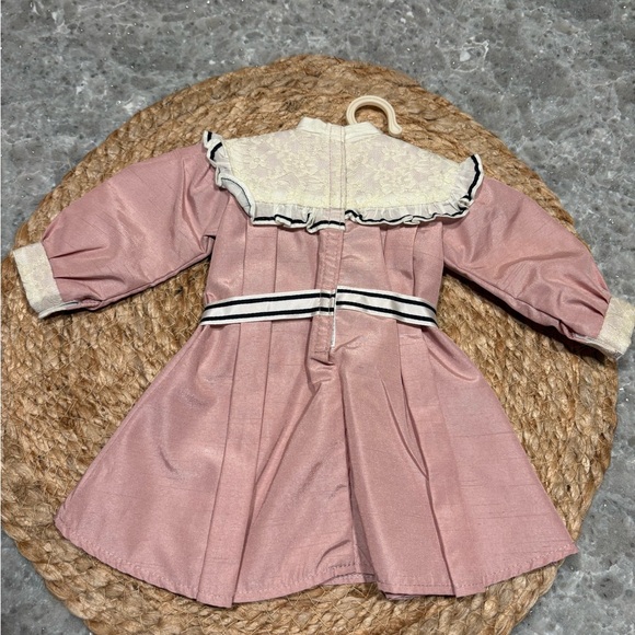 Authentic Samantha American Girl Pink Fabric Detail Talent Show Dress - Picture 3 of 5